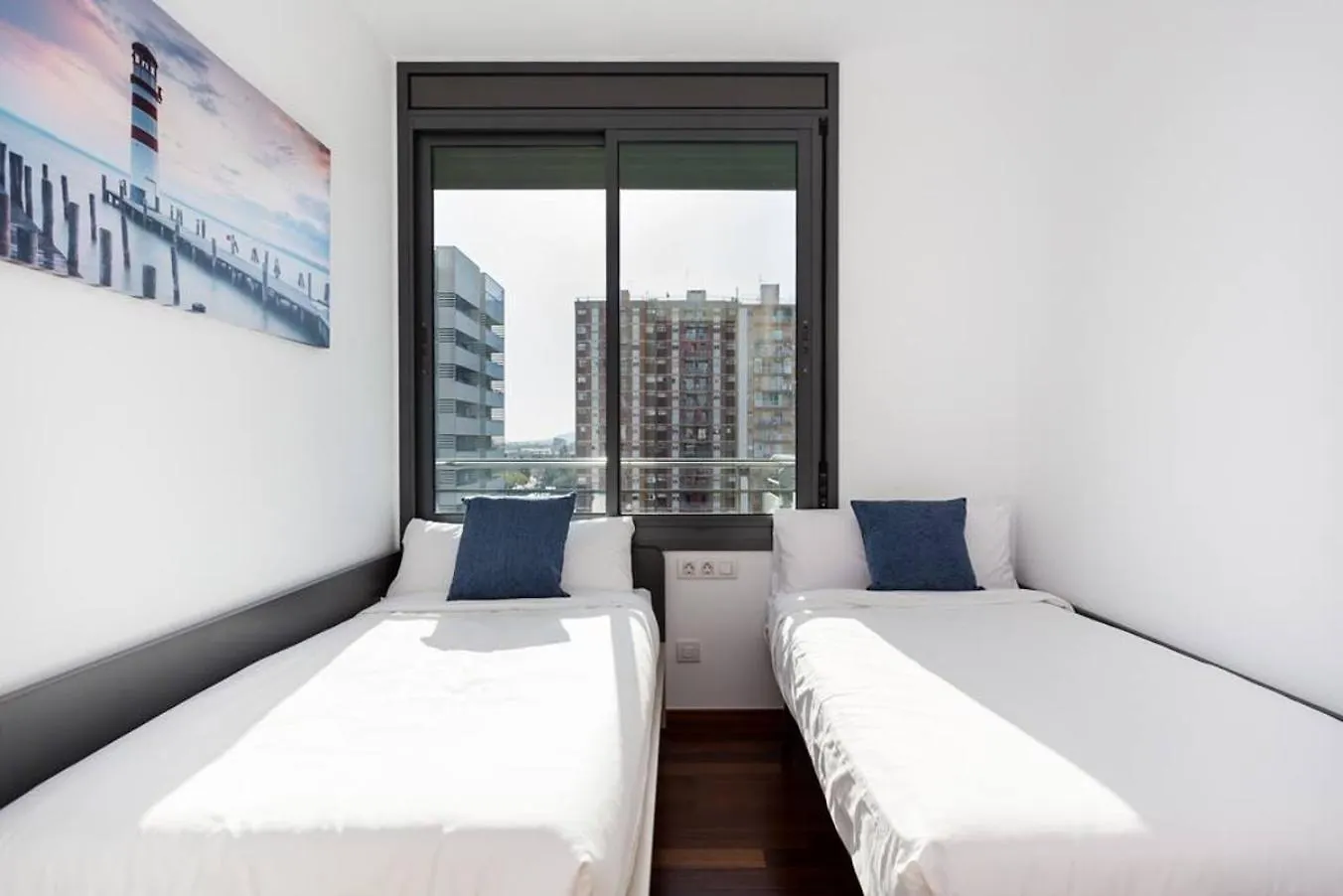 Modern Luxury Apartment Fira Bcn L'Hospitalet de Llobregat 0*,